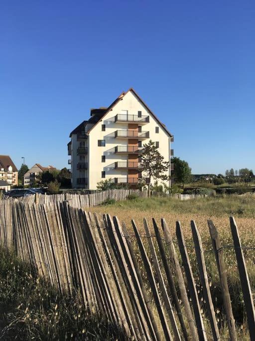 Cabourg-La Mer A Vos Pieds Et La Thalasso A 50 M Kültér fotó